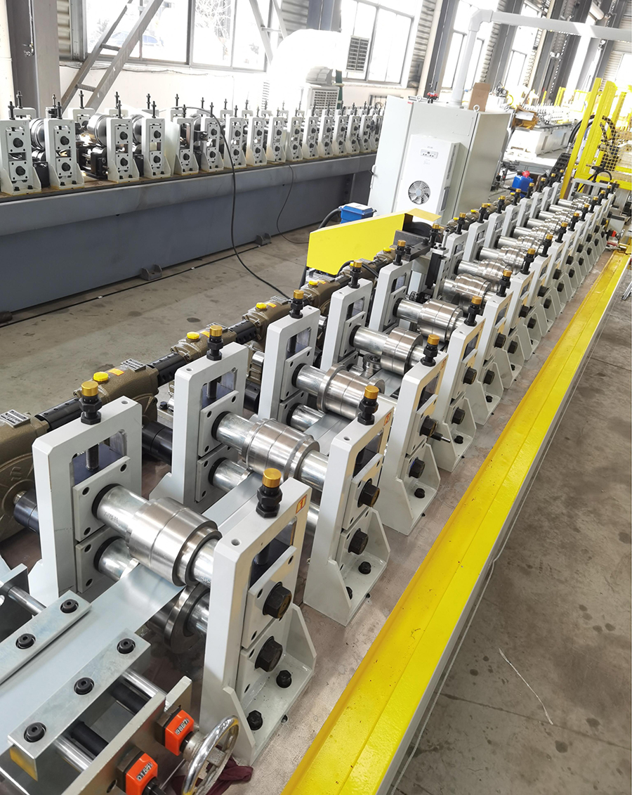 Gipsprofilrullformingsmaskin: Produksjonsveiledning for metallstifter og spor