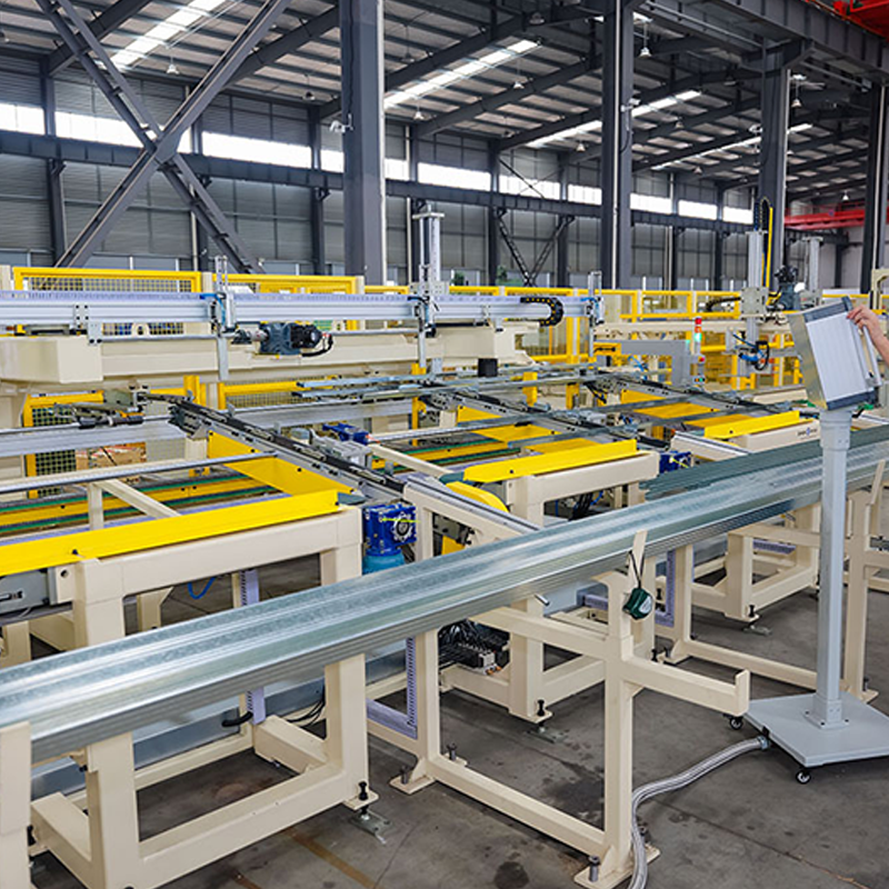 Automatisk pakkemaskin for metallprofiler
